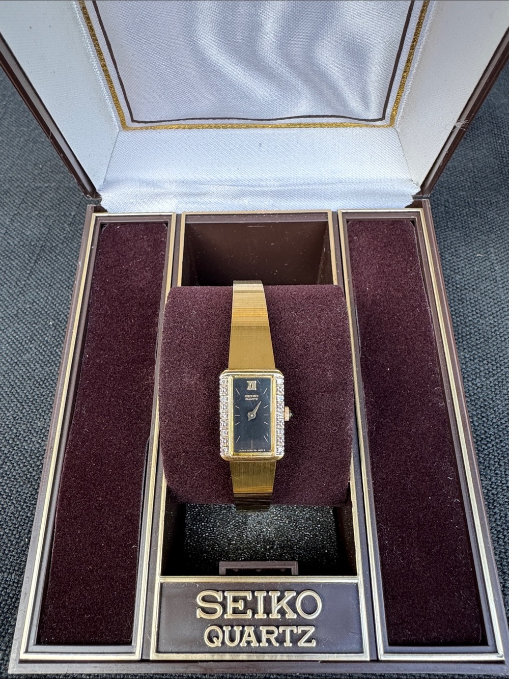 Vintage Seiko Gold Tone Bracelet Watch